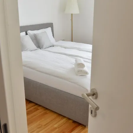 Apartment Hm
