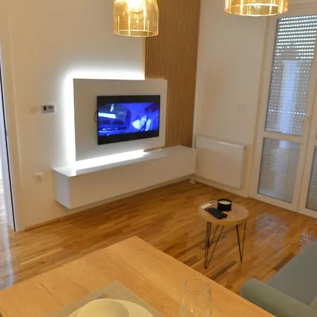 Hm Apartment *