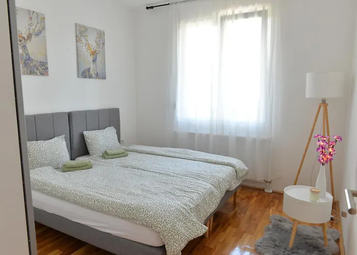 Hm Διαμέρισμα Indija